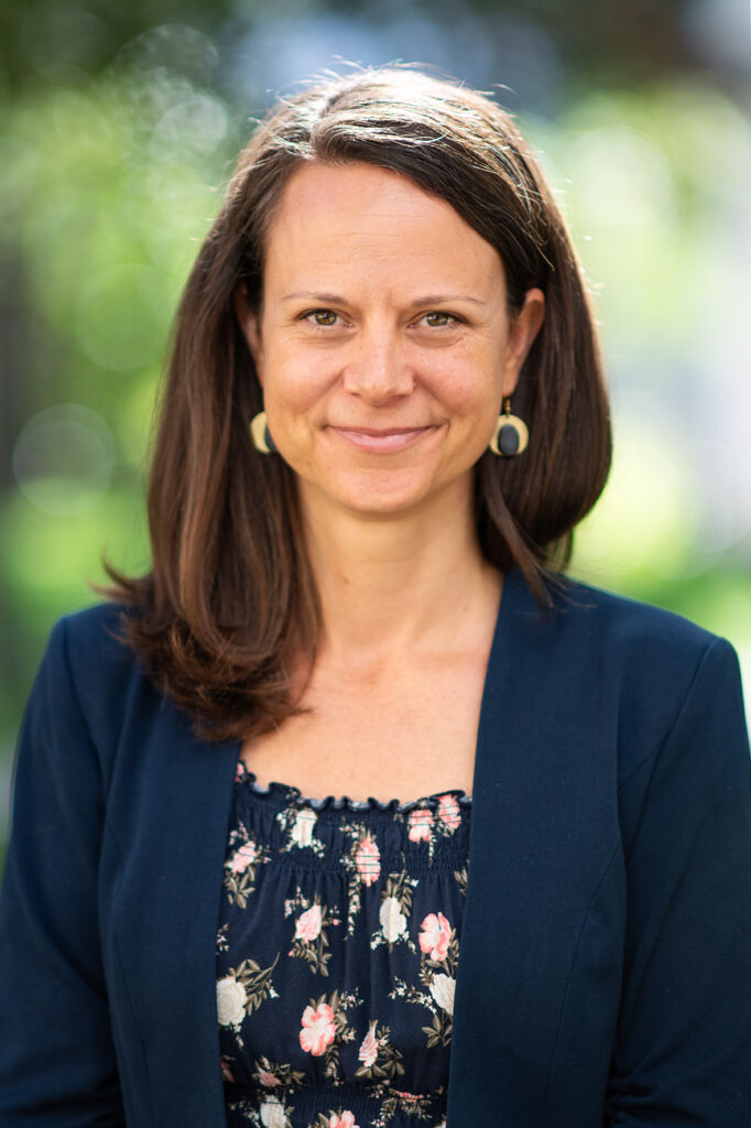 Portrait von Fachreferentin Ilona Reindl