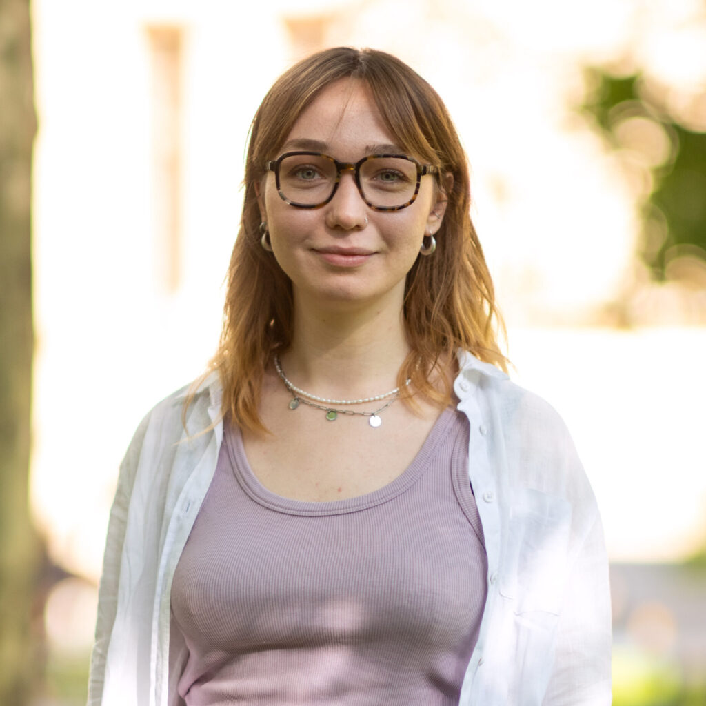 Portrait von Livia Feldmann, Assistenz der Geschäftsführung