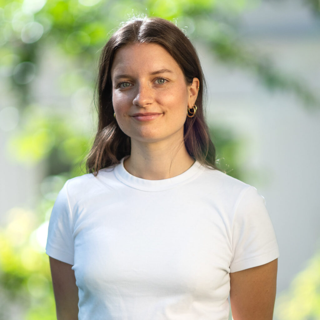Portrait von Fachreferentin Melanie Bernhofer
