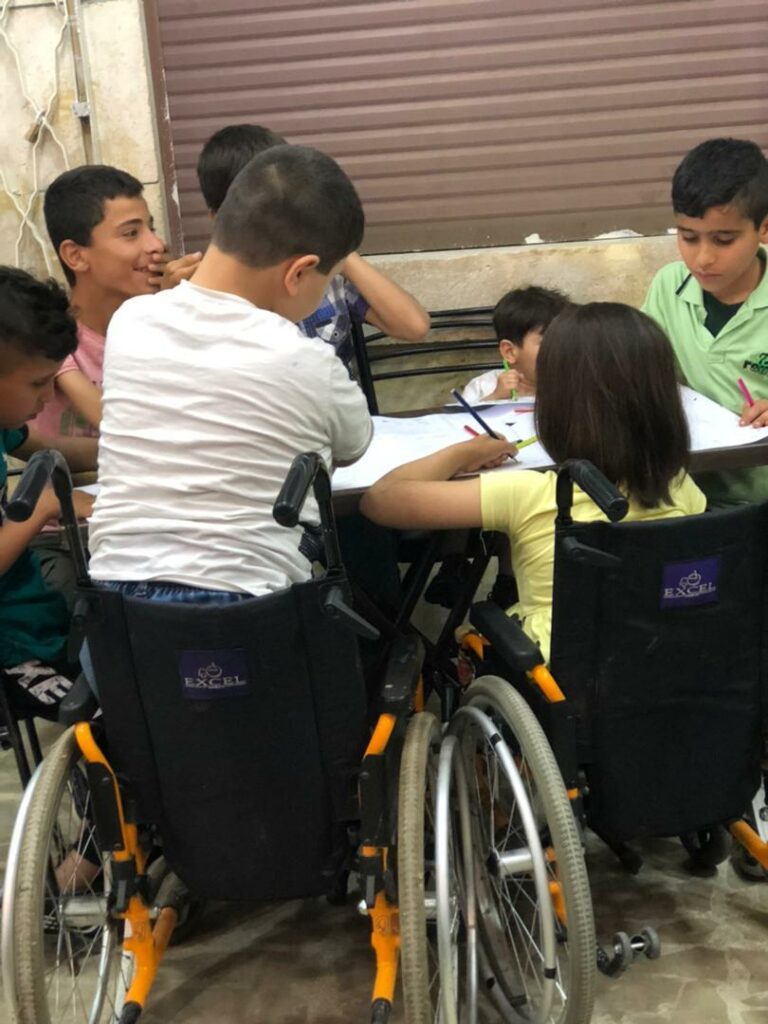 Erholung und Rehabilitation von Menschen mit Behinderungen nach dem Erdbeben in Nordsyrien